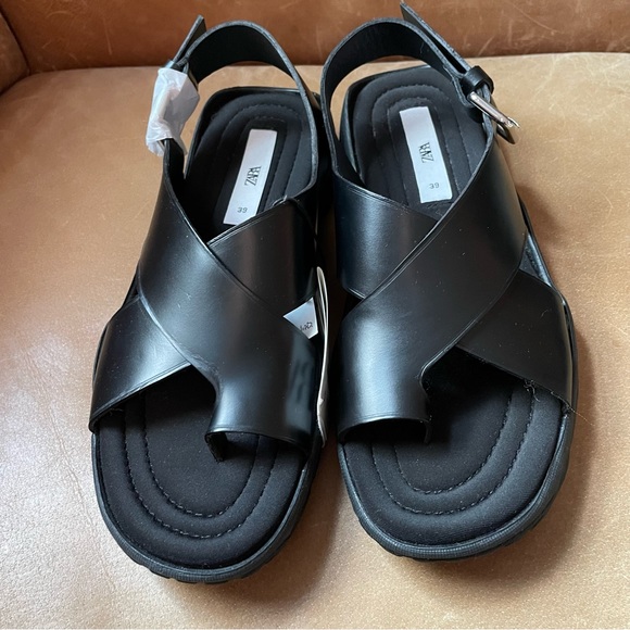 NWT Zara Vibram soled leather sandals lug trek black urban city size 39 - Picture 10 of 12